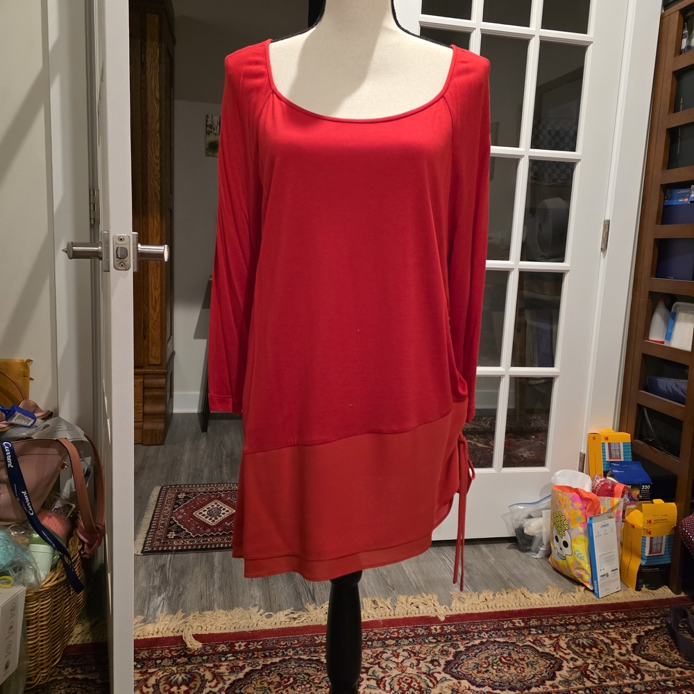 St. John Collection Red Tunic Top
